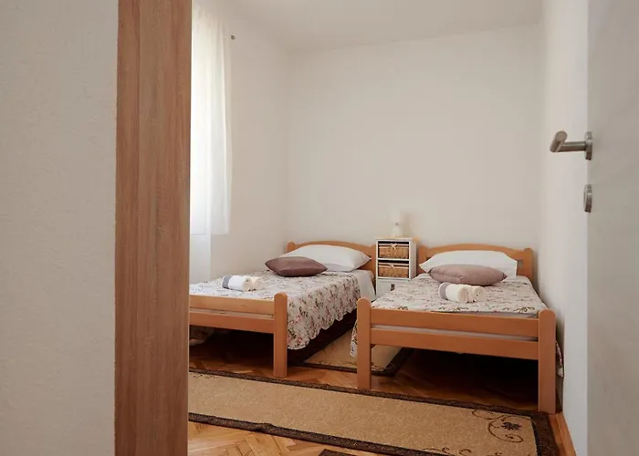 Cozy Downtown With Balcony Apartmán *